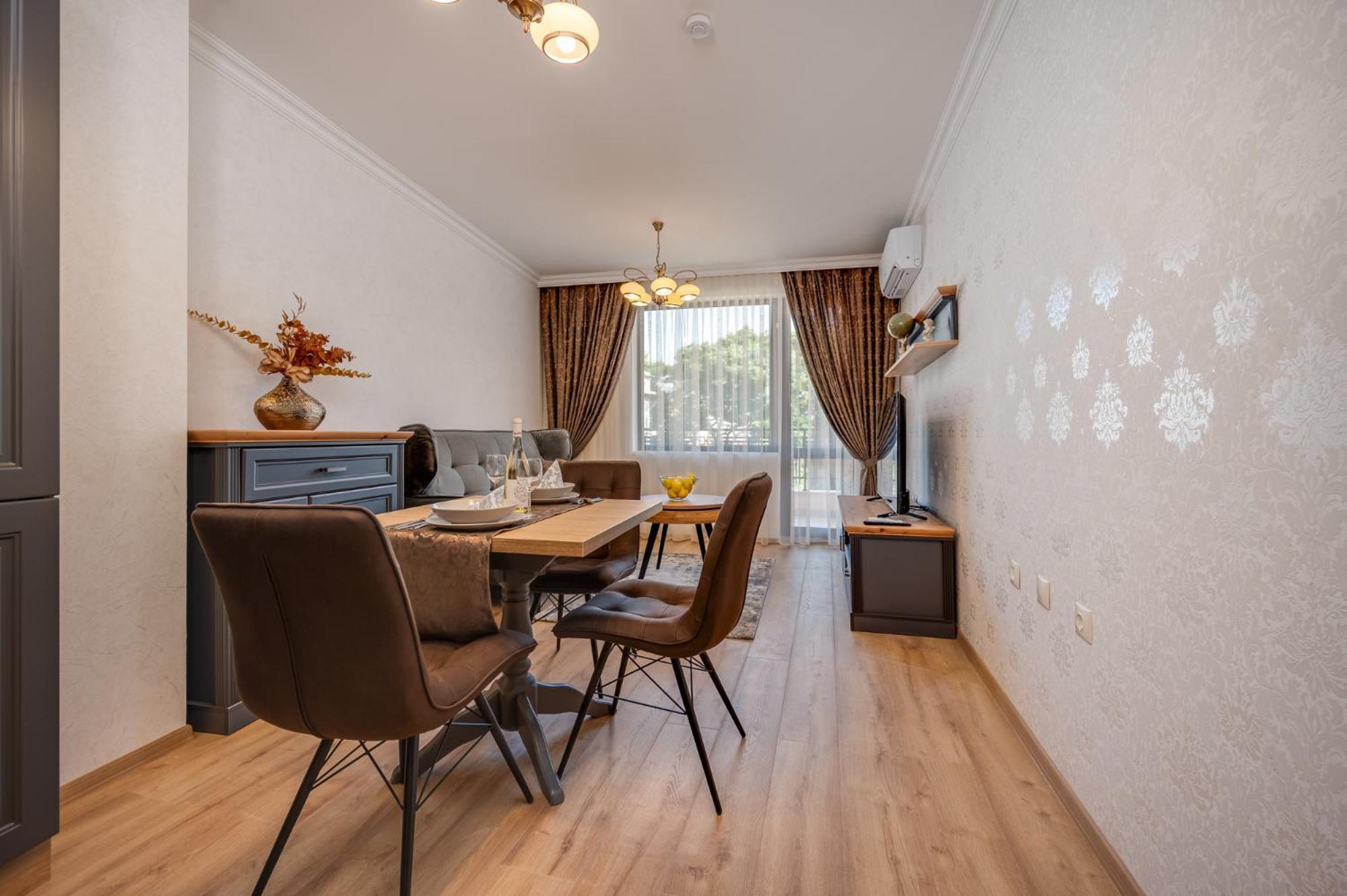Prestige Central Apartments *