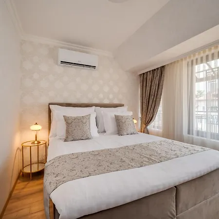 Prestige Central Apartments Warna Exterior foto
