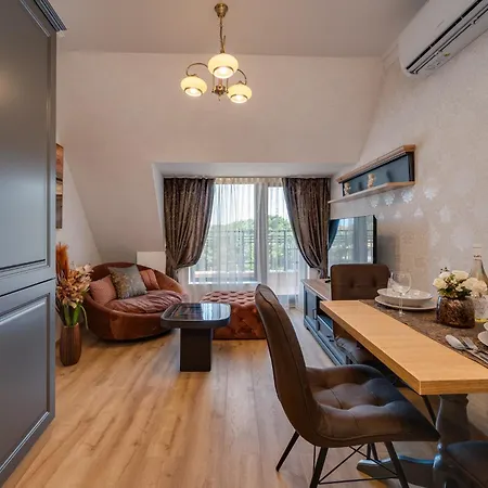 Prestige Central Apartments Warna Exterior foto